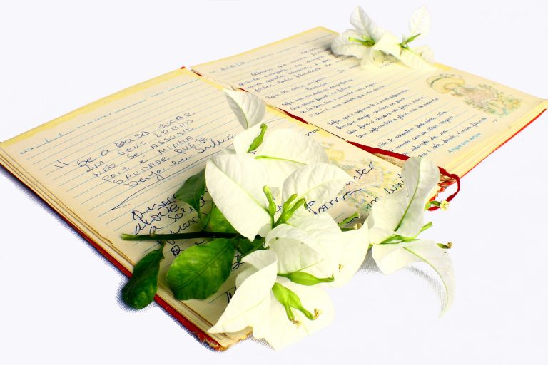poetry-688368_1920